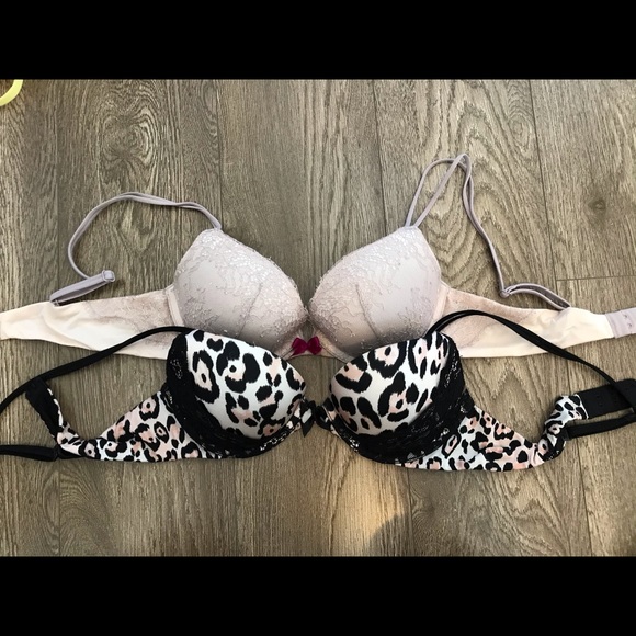 2x B34 Victoria’s Secret push up bra’s - Picture 4 of 4